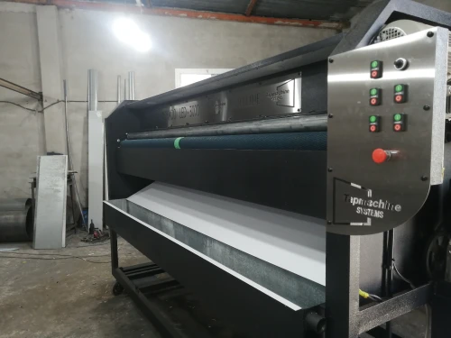 fabricaion de machine de nettoyage et lavage de tapis صناعة آلات تنظيف وغسيل السجاد
