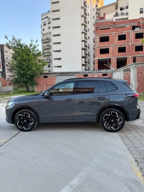 Volkswagen Tiguan 2024 R line