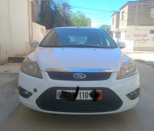 Ford Focus 5 portes 2010 Focus 5 portes