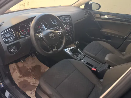 Volkswagen Golf 7 2019 join