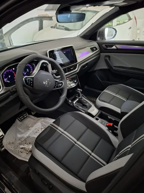 Volkswagen T-Roc 2025 R-Line 