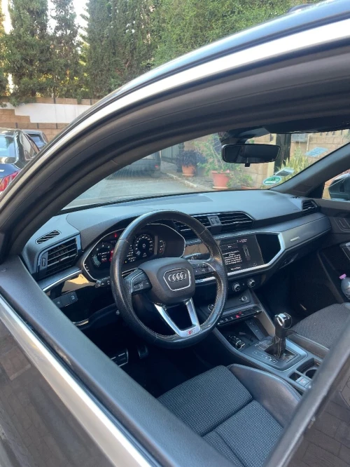 Audi Q3 2021 S Line