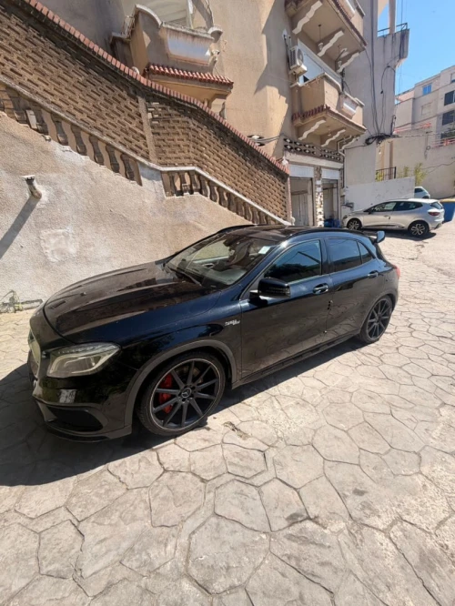 Mercedes GLA 2015 45 AMG