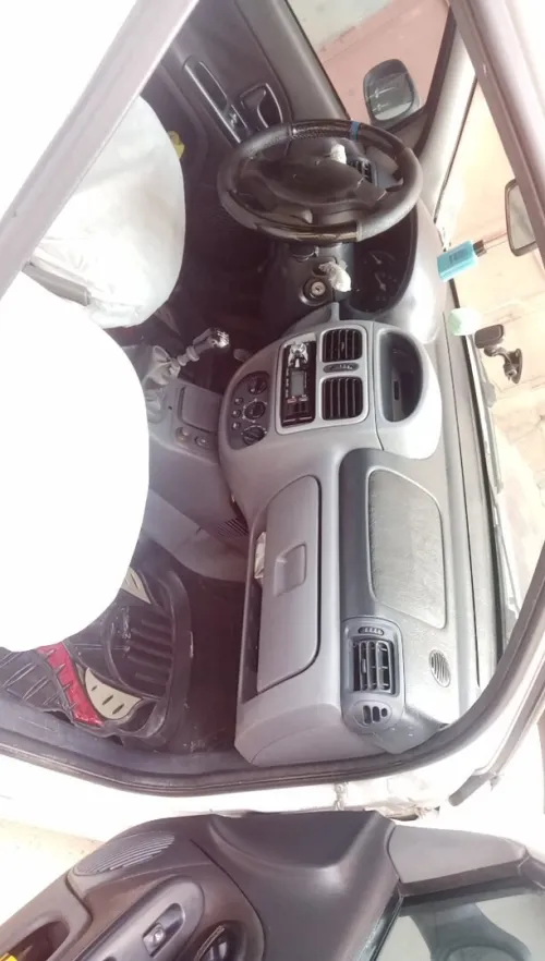 Renault Clio 2 1999 RTE