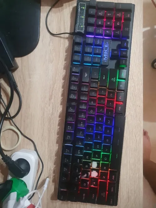 كلافي مستعمل MICE Gaming Keyboard AK-800