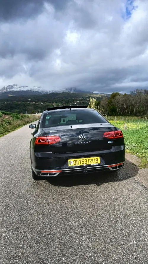 Volkswagen Passat 2021 R Line