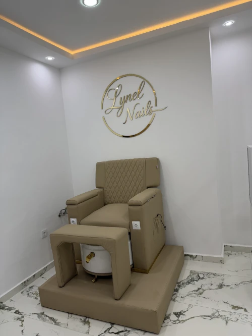 Fauteuil Pédicure Avec Bac Estrade Et Repose Pieds
