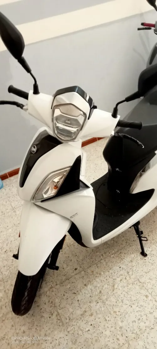 Sym St 200 2025