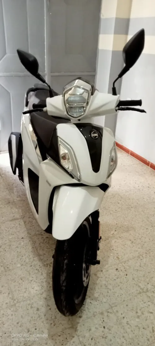 Sym St200 2025