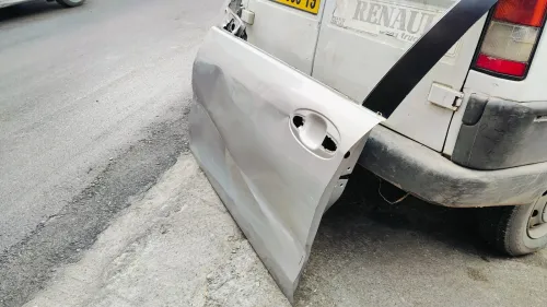 Porte yaris 3 coupé 2013