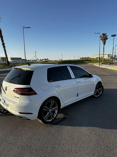 Volkswagen Golf 7 2018 Carat