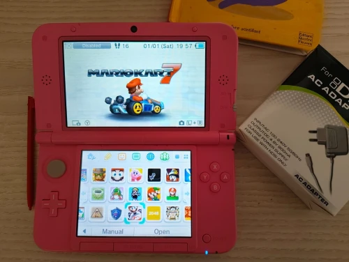Nintendo 3DS XL Edition Rose + Flash + Jeux