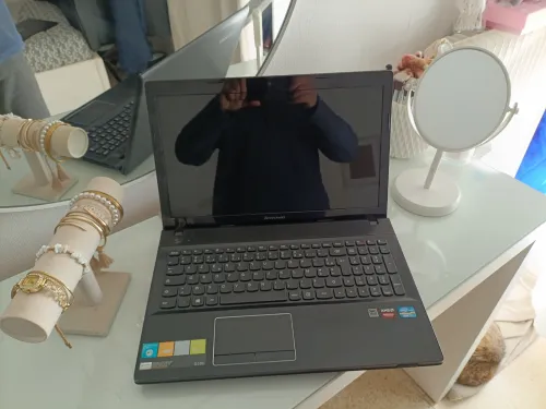 Pc portable Lenovo g50 très bon état i3
