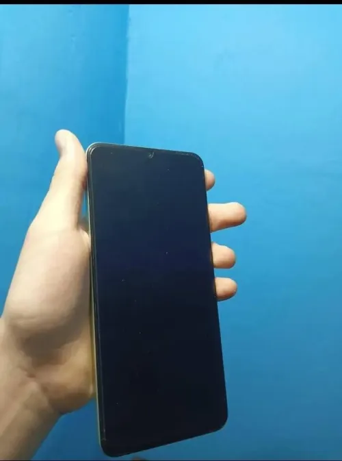 Realmi Realmi c63