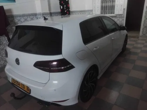 Volkswagen Golf 7 2015 R