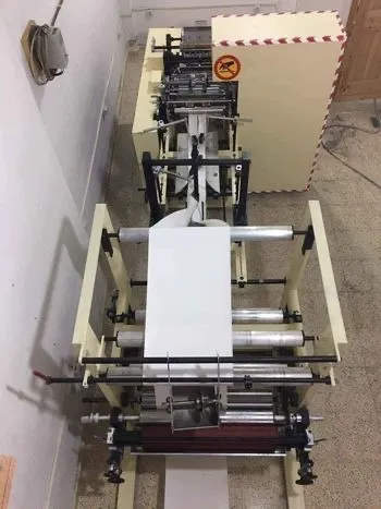 Machine de fabrication des sachets en papier