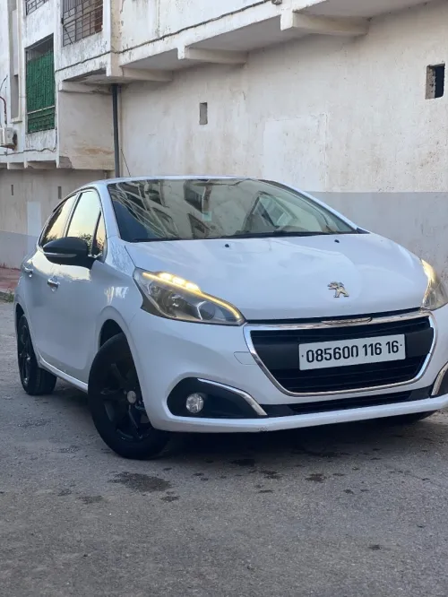 Peugeot 208 2016 Active Facelift