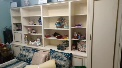 BIBLIOTHEQUE بيبليوتاك بيع عاجل