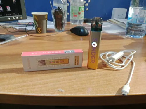 VAPES CHICHAS SONDER Q 2025 + 2 FLACONS RAISIN PECHE ET MONTE