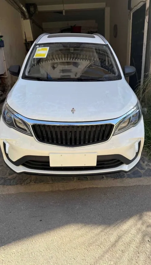 Geely Livan x3 pro 2025 