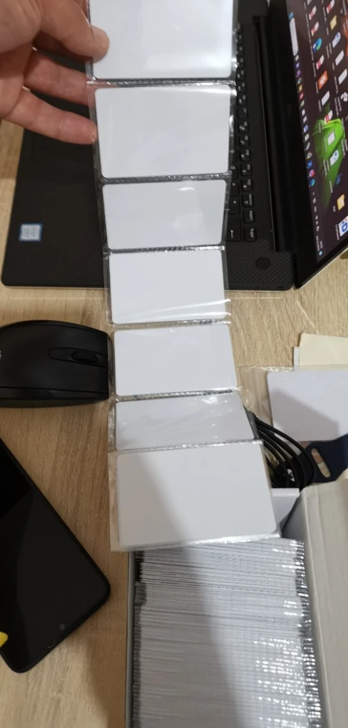 Carte  Mifare 13,56 mhz et RFID 125 kHz avec numéro de série
