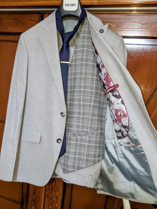 costume 