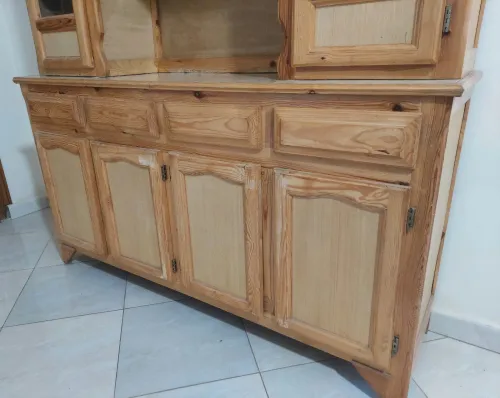 Armoire de cuisine خزانة الأواني