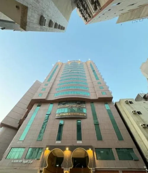 عمرة شهر أوت و سبتمبر رحلات مباشرة و غير مباشرة فنادق متنوعة و قريبة 15يوم ابتداءا من 159000  دج 