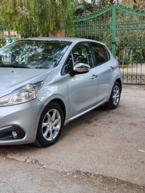 Peugeot 208 2016 Active