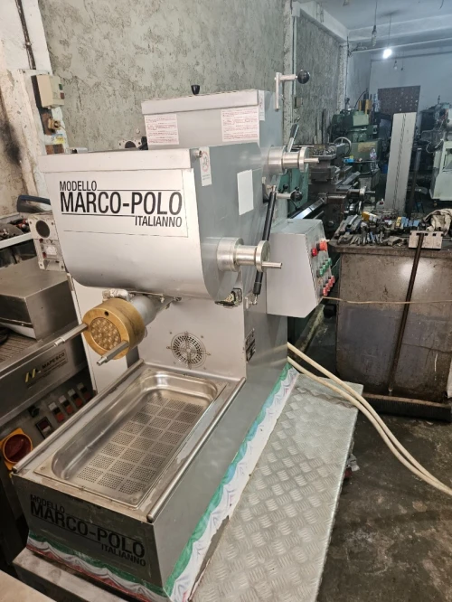 Machine à pate