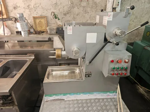 Machine à pate