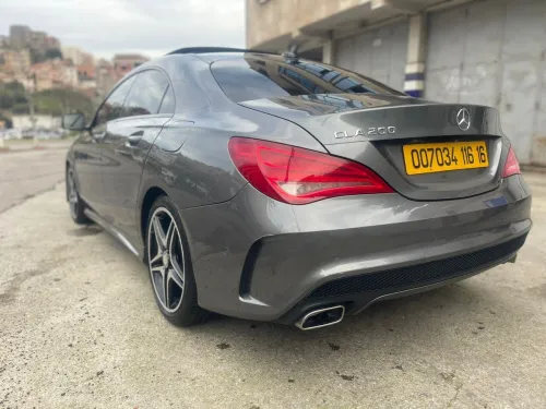 Mercedes CLA 2016 Coupé Exclusif + AMG 