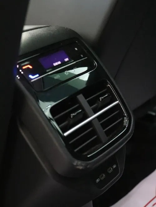 Volkswagen Passat 2025 Pro