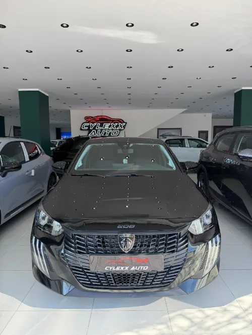 Peugeot 208 2025 E-Style