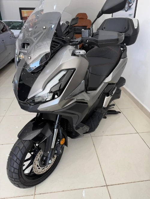 Honda Adv 350 2025