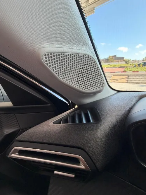 Peugeot 208 2025 E-Style