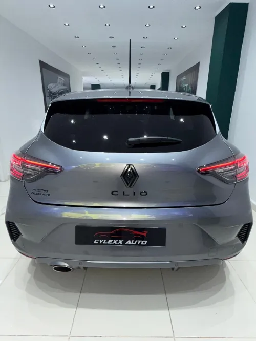 Renault Clio 5  2026 Esprit Alpine