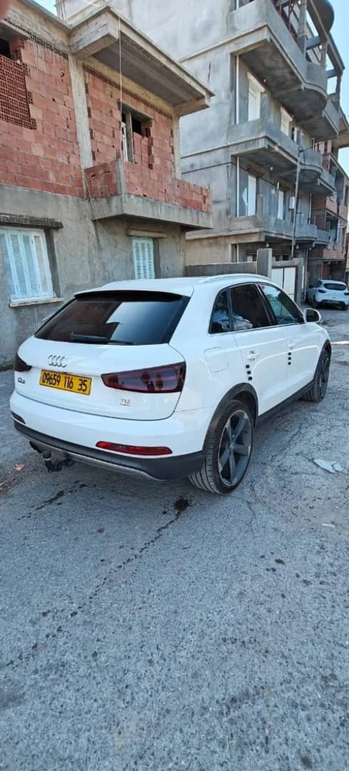 Audi Q3 2016 Off Road