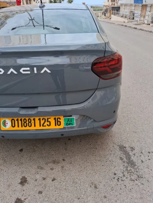 Dacia Logan 2025 Extrême