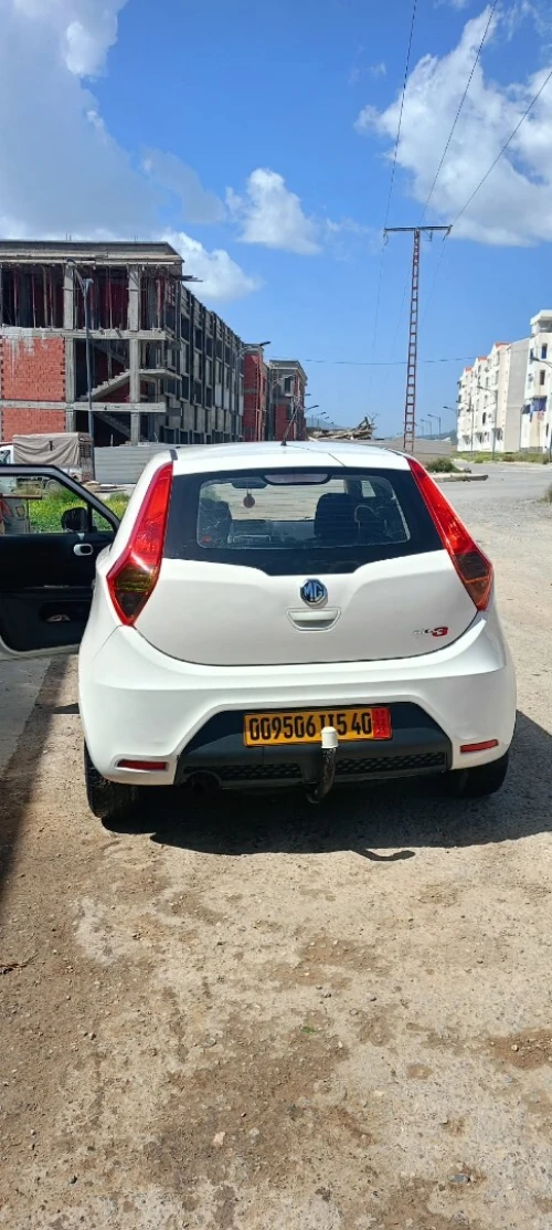 MG 3 2015 