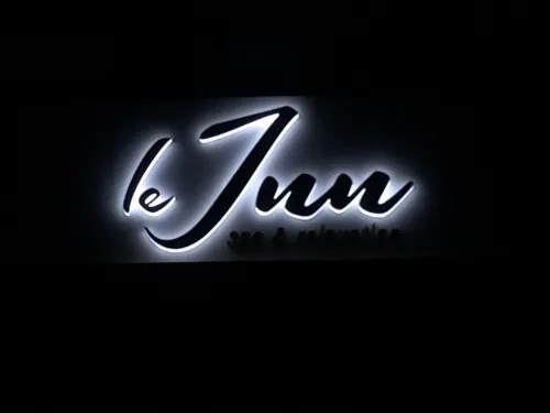 le spécialiste de l'enseigne lumineuse 