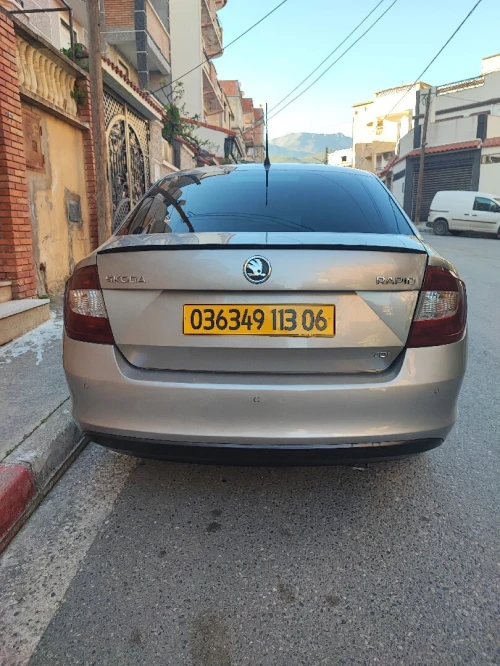 Skoda Rapid 2013 Rapid
