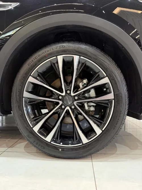 Jetour X70 plus 2026 Luxury 18