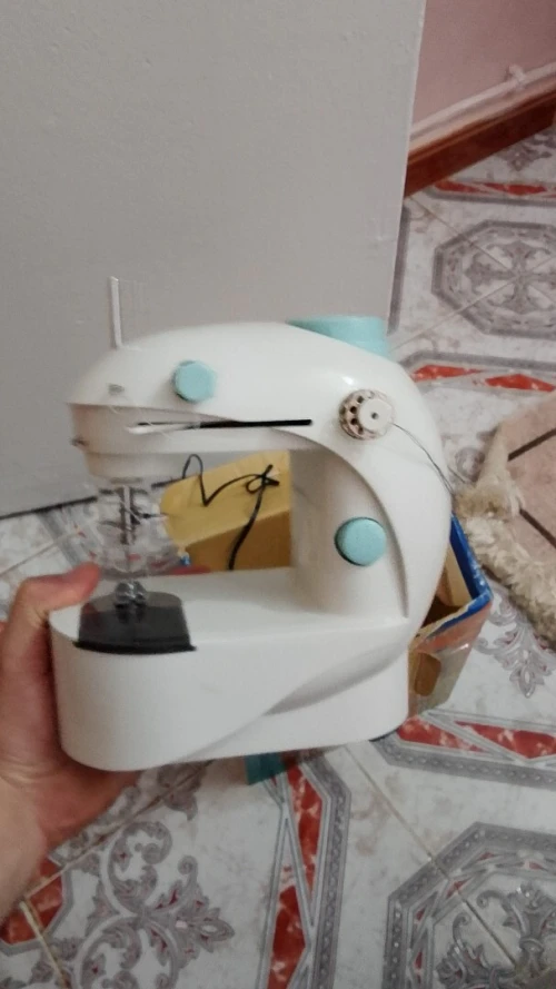 Personal Sewing Machine Bundle