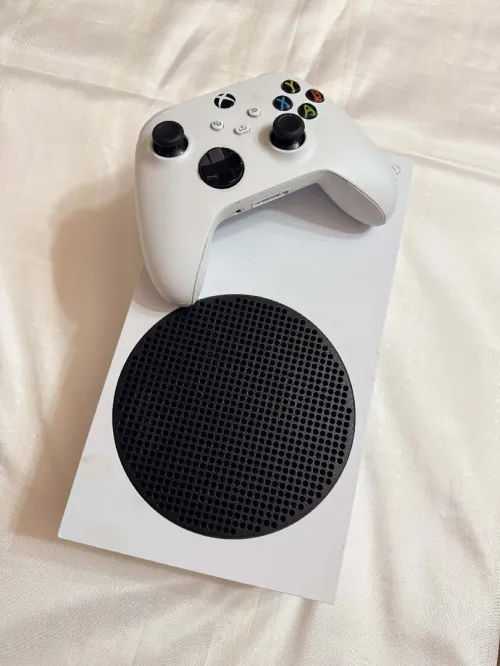 Xbox Series S (512 Go) + Manette - Caba France
