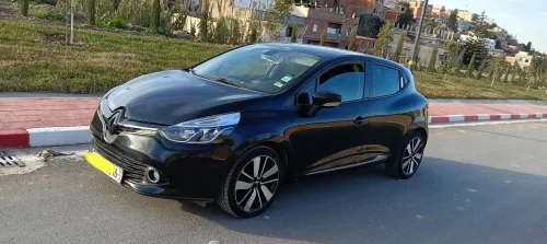 Renault Clio 4 2015 Seventeen