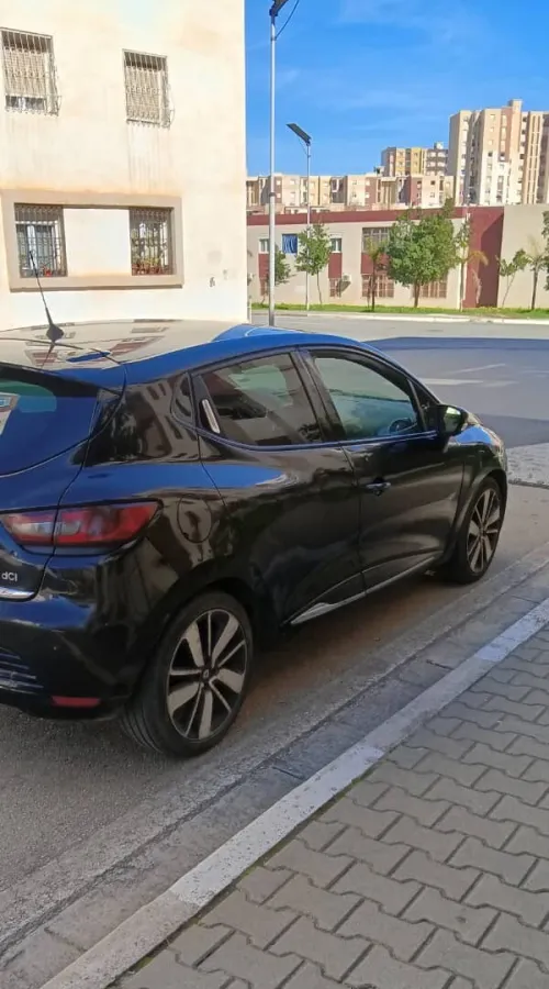 Renault Clio 4 2015 Seventeen