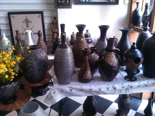 Poterie décoration artisanales uniques et élégantes.