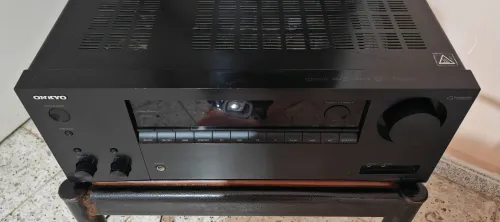 Amplificateur onkyo TX tn 555 4k hdr doply atmos