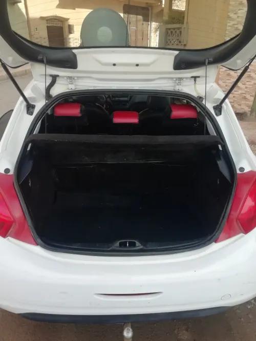 Peugeot 208 2013 Access